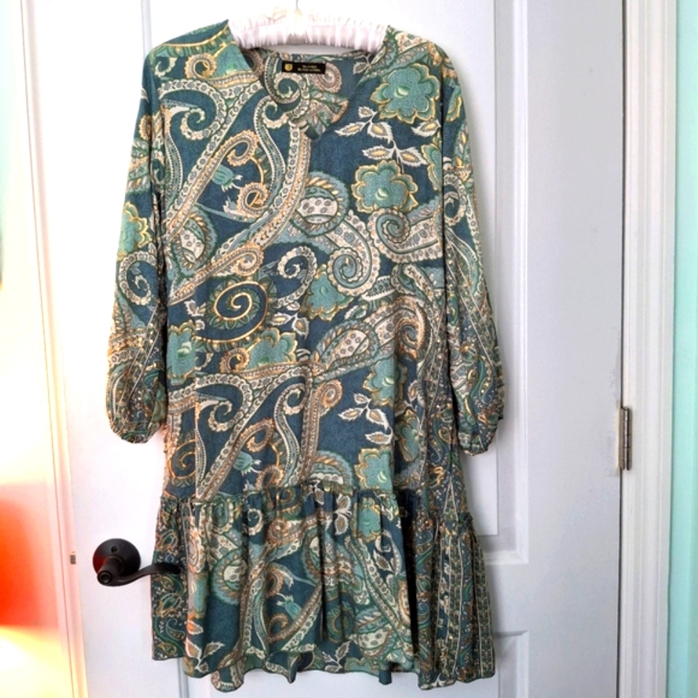 Boutique Drop Waist Dress NWOT Green Gold Tiered Medium